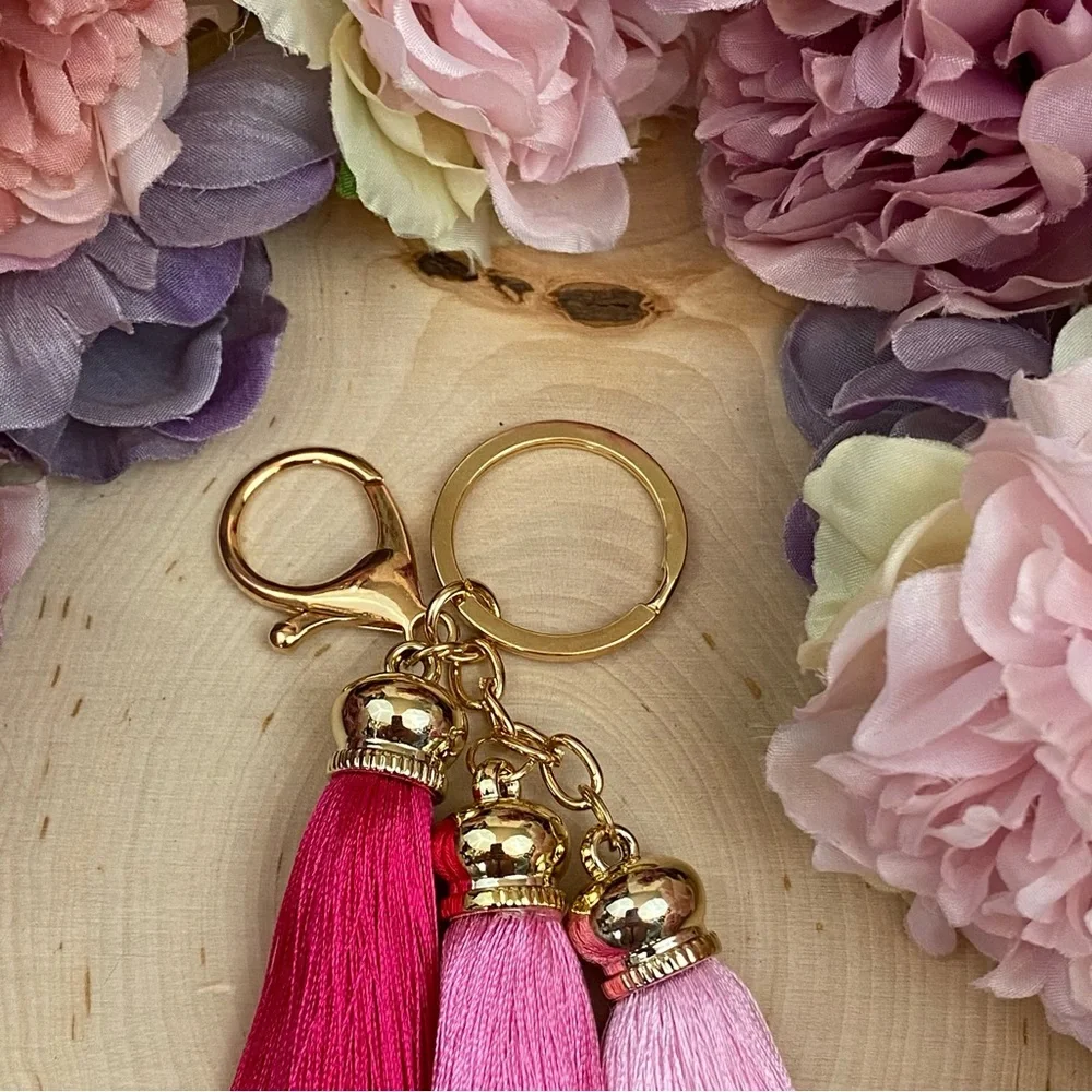 Multi Shade Pink Tassel Keychain Purse Charm - Picture 10 of 12